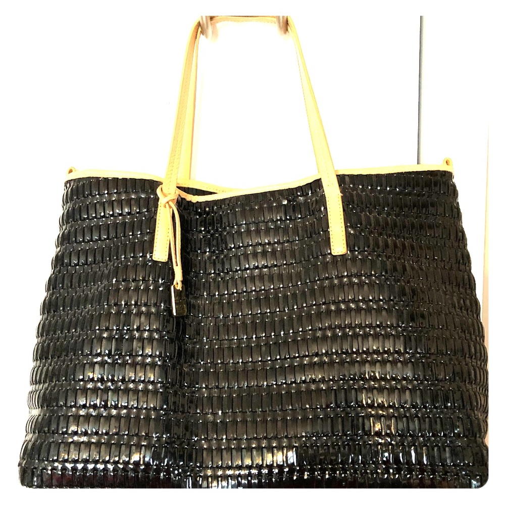 Black leather tote with beige outline